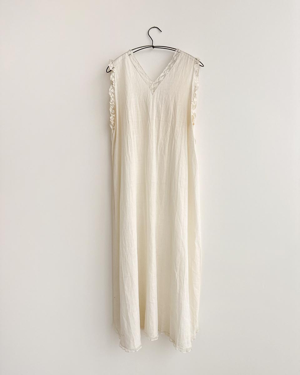 Edwardian sleeveless nightgown