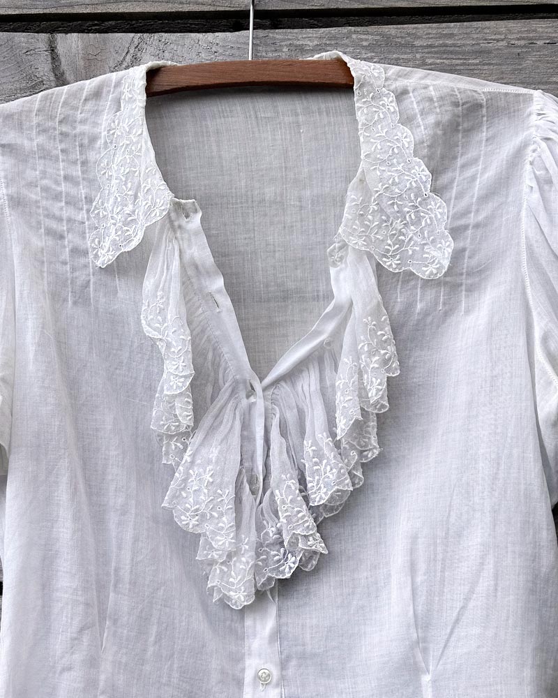 Vintage 1930s Embroidered Ruffle Blouse