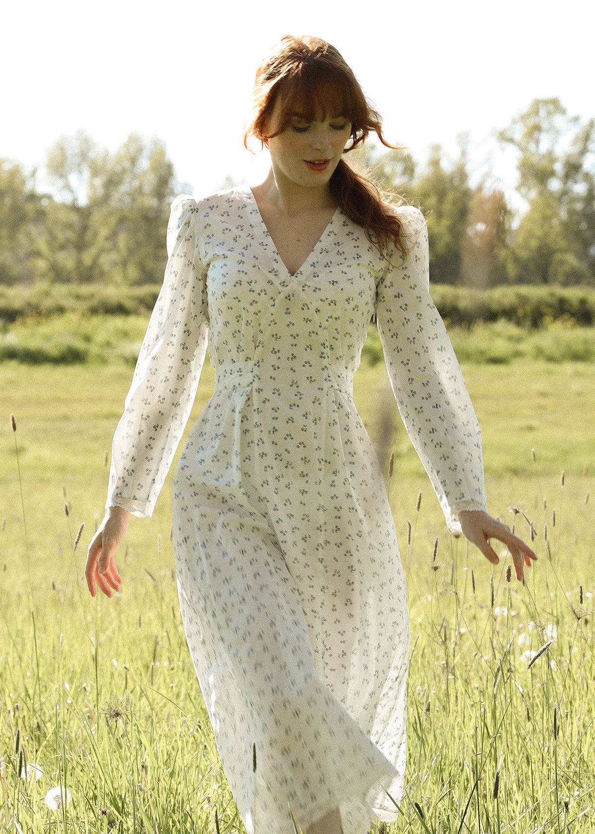 emmeline midi dress Atèlette - 40s Inspired White Ditsy Floral Midi Dress - EMMELINE